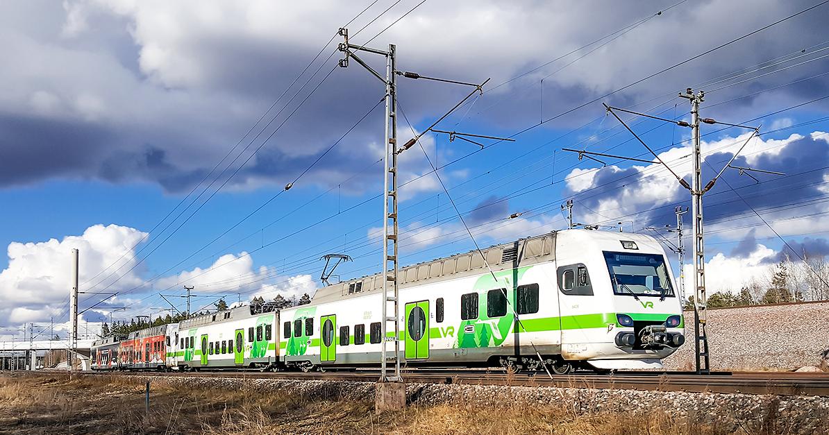 Commuter train in Vantaa. (Suratwadee Rattanajarupak / Shutterstock)