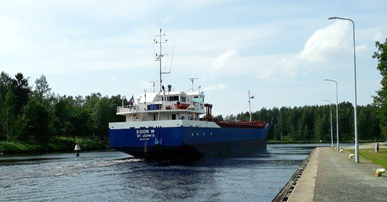 Laiva Saimaan kanavassa Mustolassa (Kuva: LVM)