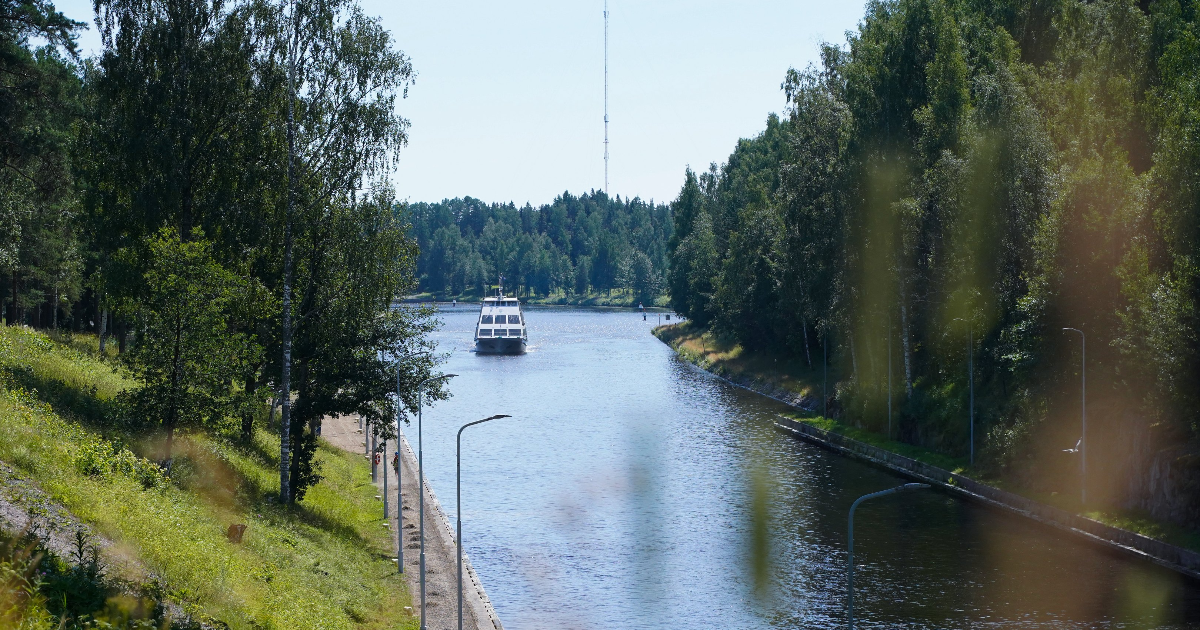 Matkustajavene Saimaan kanavalla kesällä 2021 (Kuva: LVM)