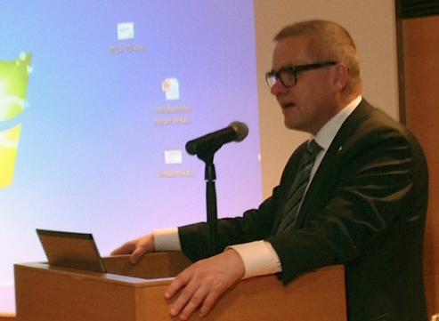 Kansliapäällikkö Pursiainen, Hyvään virkakieleen -kampanjan avajaisissa 13.10.2014 (Kuva: LVM)