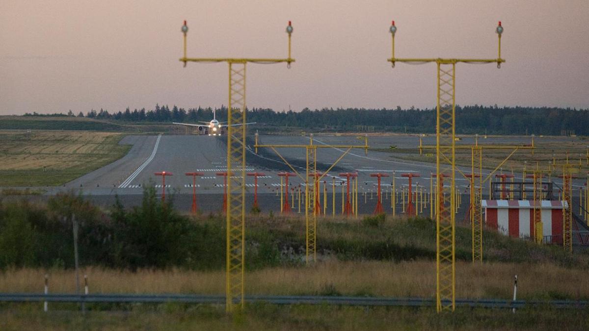 Lentokenttä (Kuva: LVM)
