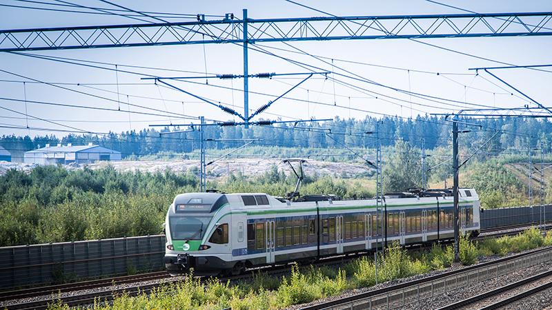Rautatieliikennettä (Kuva: Rodeo, Juha Tuomi)